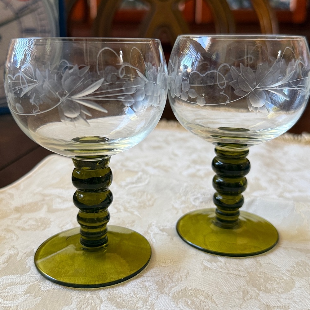 set of 2 German Roemer Edelglass Goblet Cordial with Green Stem etched grape